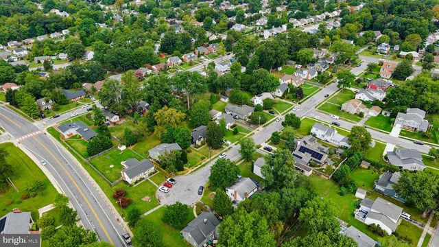 2116 ARLONNE DR, Catonsville, MD 21228