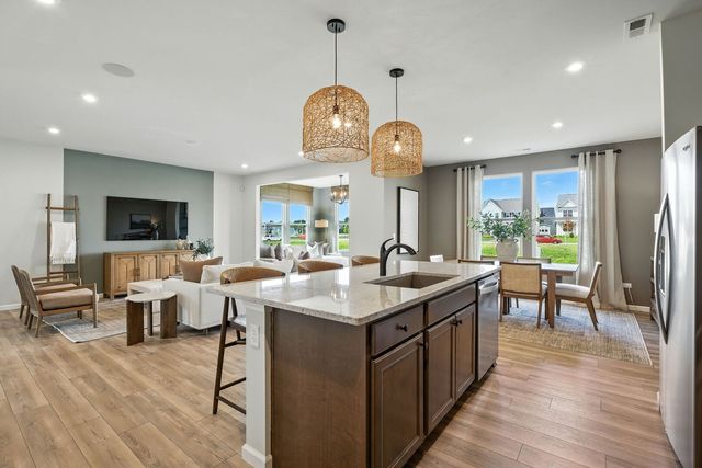 140 Daltrey Drive, Oswego, IL 60543