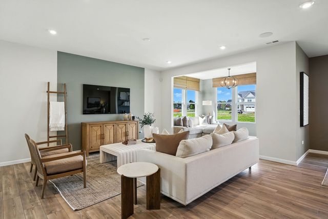 140 Daltrey Drive, Oswego, IL 60543