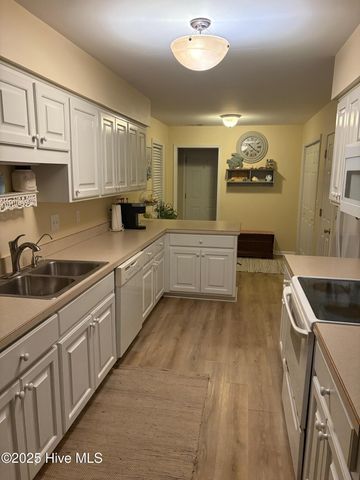 134 Leonard Drive, New Bern, NC 28560