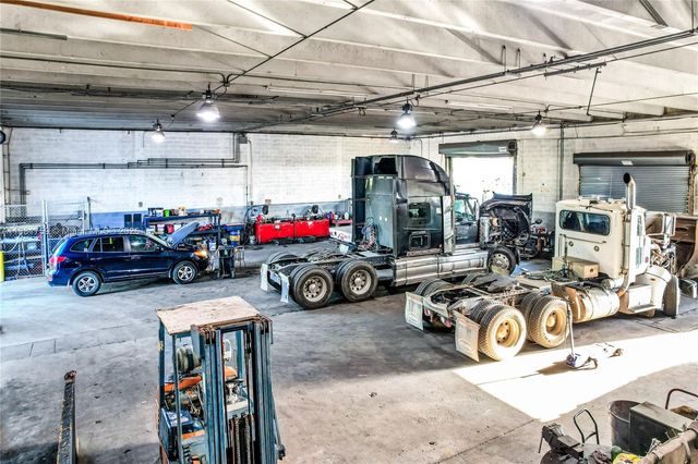 Established Truck Repair Mechanic Shop, Homestead, FL 33030