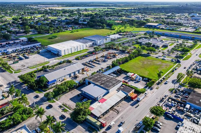 Established Truck Repair Mechanic Shop, Homestead, FL 33030