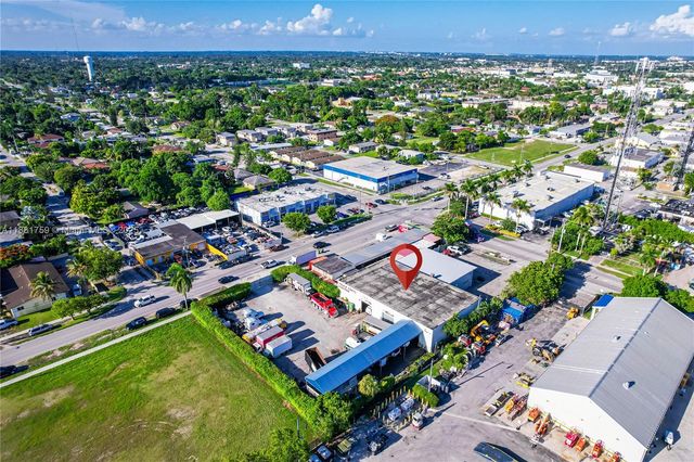 Established Truck Repair Mechanic Shop, Homestead, FL 33030