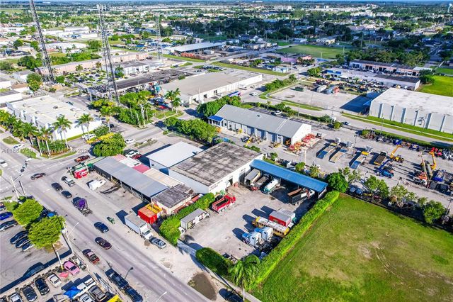 Established Truck Repair Mechanic Shop, Homestead, FL 33030