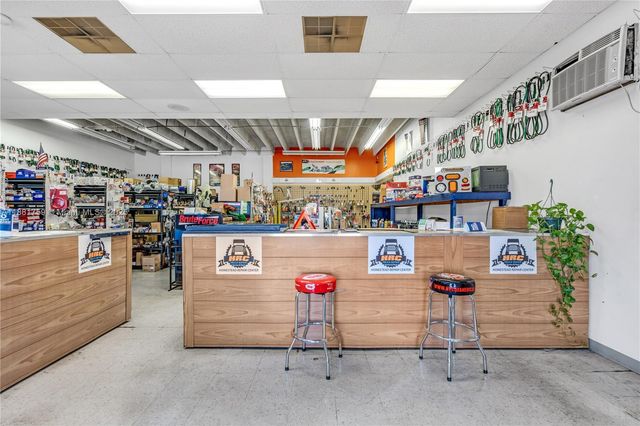 Established Truck Repair Mechanic Shop, Homestead, FL 33030