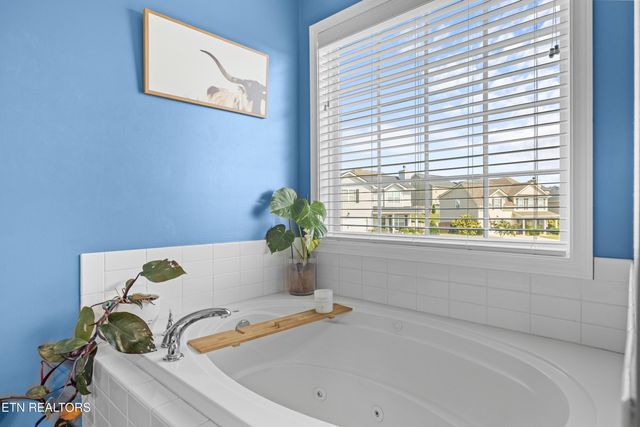 2629 Southwinds Circle, Sevierville, TN 37876