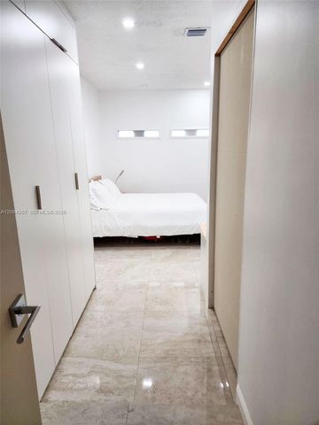 955 NW 106th Ave Circle, Miami, FL 33172