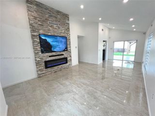 955 NW 106th Ave Circle, Miami, FL 33172