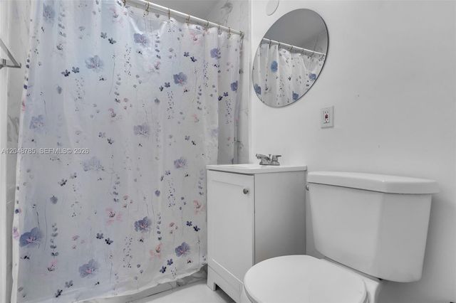 6084 E 7th Avenue, Hialeah, FL 33013