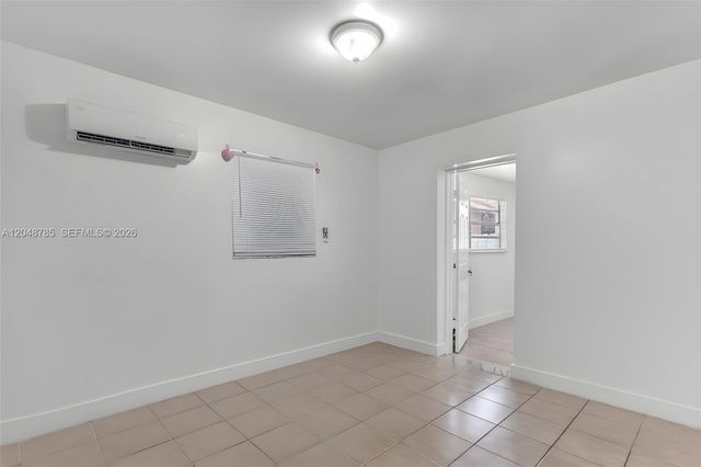 6084 E 7th Avenue, Hialeah, FL 33013