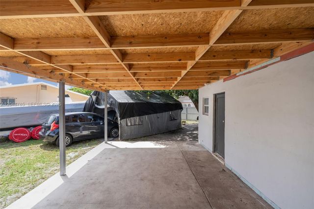 6084 E 7th Avenue, Hialeah, FL 33013