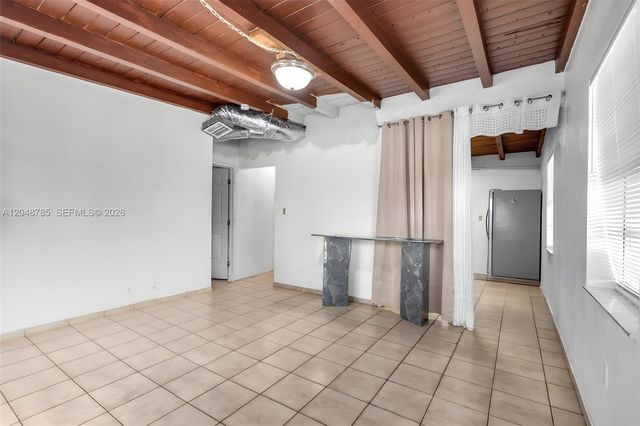 6084 E 7th Avenue, Hialeah, FL 33013