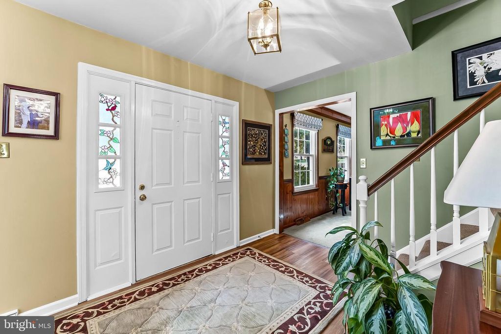 Image 2 of property listing at 105 HELM WAY, Downingtown, PA 19335