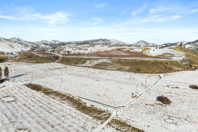 0 Boyd Loop Rd, Manson, WA 98831