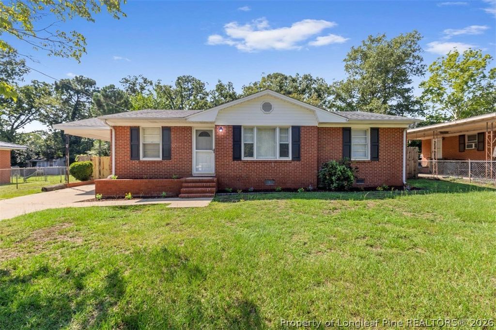 4933 Redwood Drive, Fayetteville, NC 28304 — photo 2