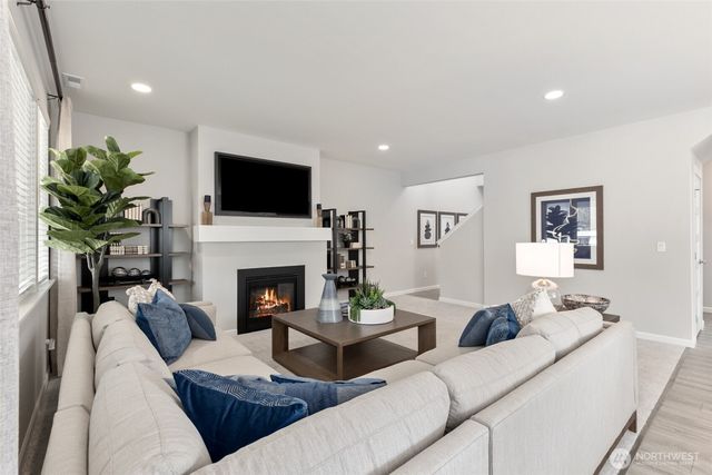 1724 147th Street S, Spanaway, WA 98387