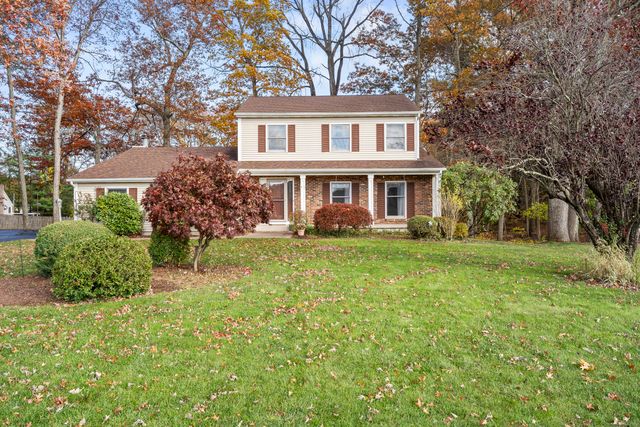 40 Melody Lane, East Hartford, CT 06118