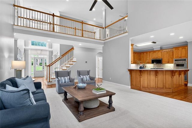 3913 Springtree Lane, Hoschton, GA 30548