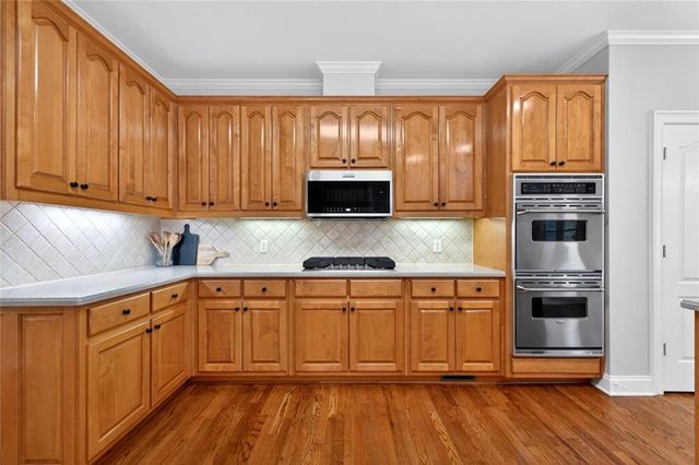 3913 Springtree Lane, Hoschton, GA 30548