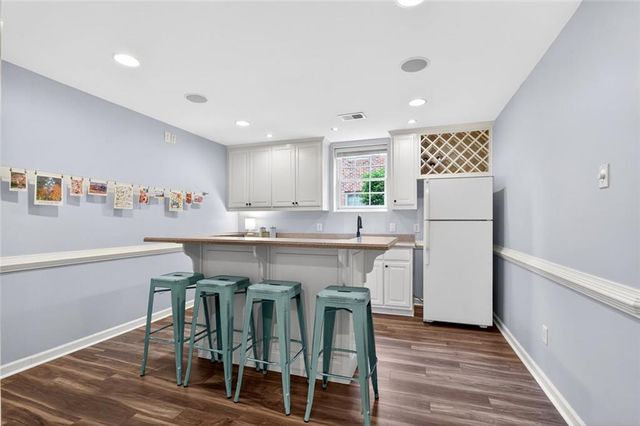 3913 Springtree Lane, Hoschton, GA 30548