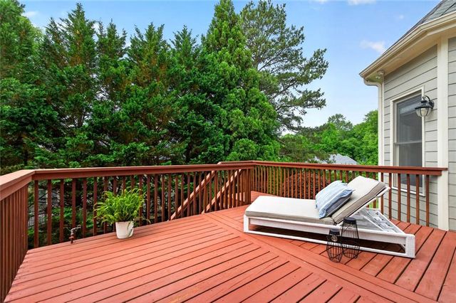 3913 Springtree Lane, Hoschton, GA 30548