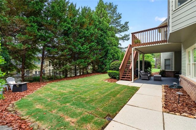 3913 Springtree Lane, Hoschton, GA 30548
