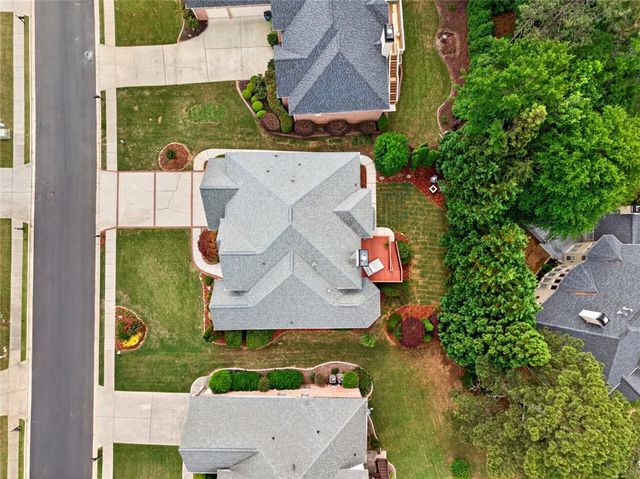 3913 Springtree Lane, Hoschton, GA 30548