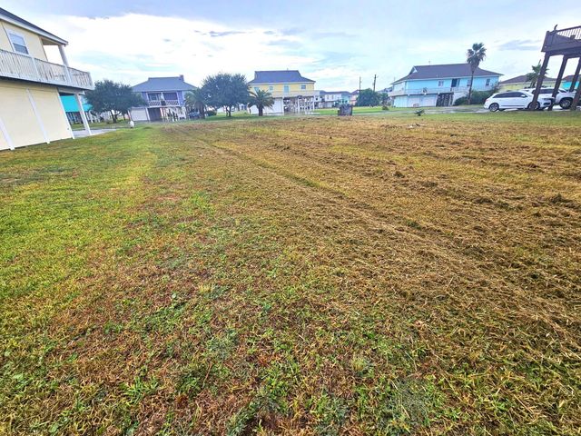 3181 Castle Drive, Crystal Beach, TX 77650