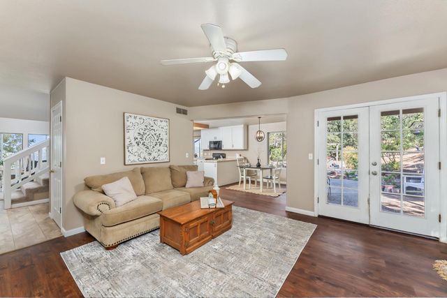 3472 See View Ct, Rescue, CA 95672