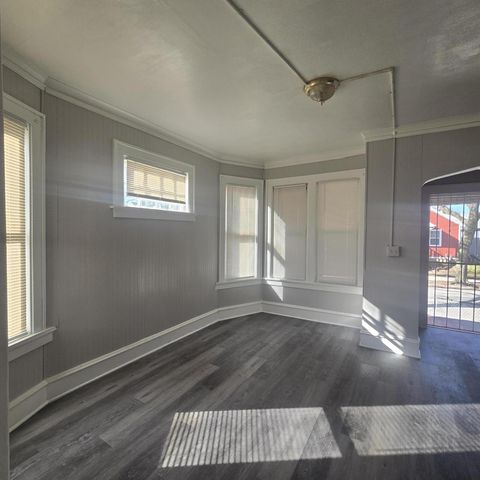 2548 N 18th STREET, Milwaukee, WI 53206