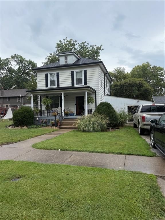 426 S Oak Street, Ottawa, KS 66067