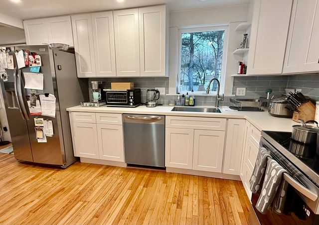 20 Alma Rd, Burlington, MA 01803