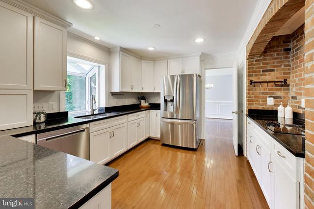 9425 GOLDFIELD LN, Burke, VA 22015