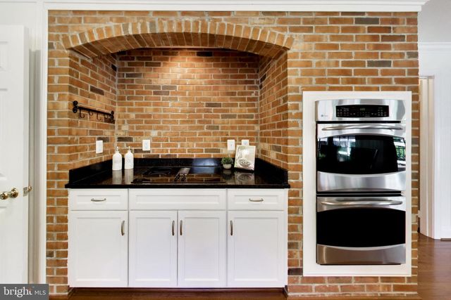 9425 GOLDFIELD LN, Burke, VA 22015