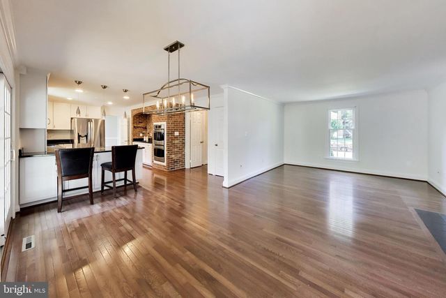 9425 GOLDFIELD LN, Burke, VA 22015