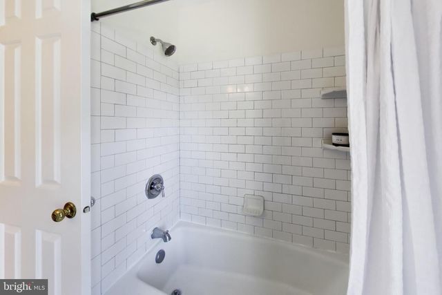9425 GOLDFIELD LN, Burke, VA 22015