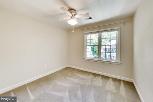 9425 GOLDFIELD LN, Burke, VA 22015