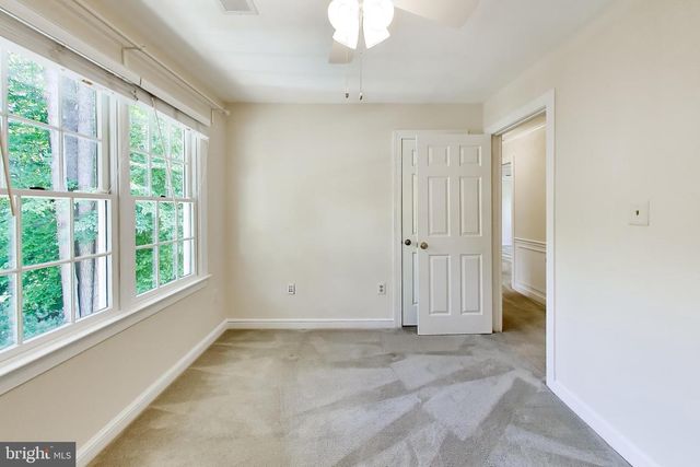 9425 GOLDFIELD LN, Burke, VA 22015