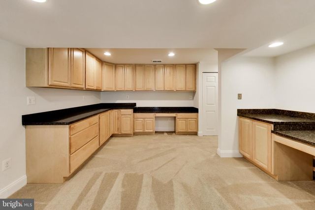 9425 GOLDFIELD LN, Burke, VA 22015