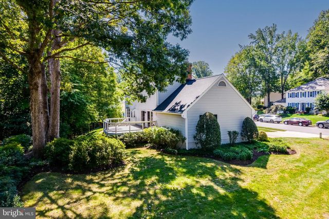 9425 GOLDFIELD LN, Burke, VA 22015
