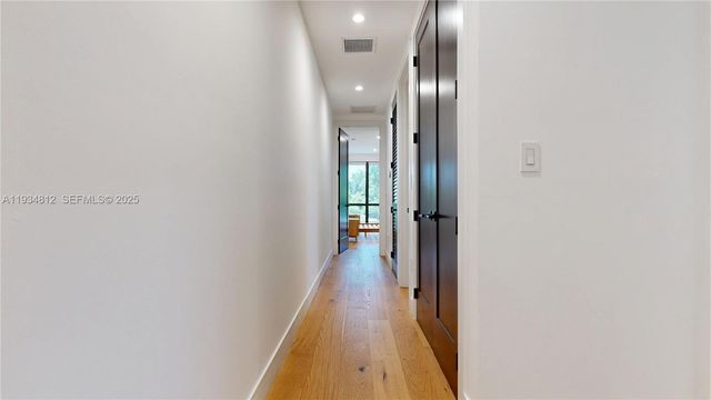 353 NW 50th St 353, Miami, FL 33127