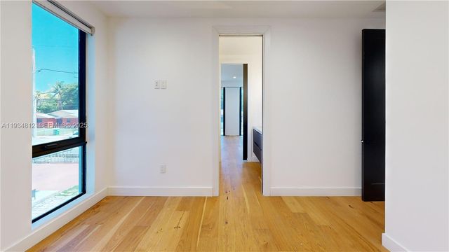 353 NW 50th St 353, Miami, FL 33127