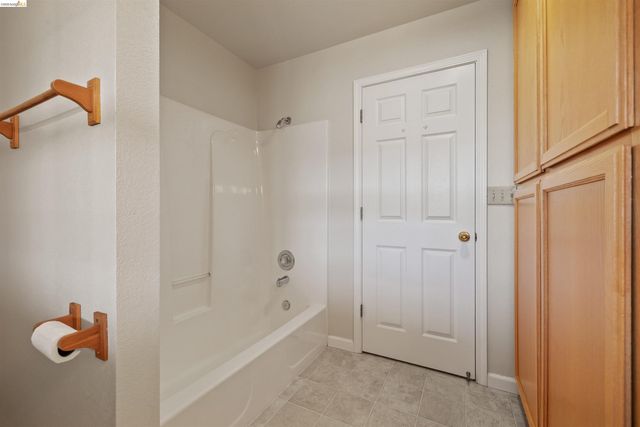 15830 Ridgefield Court, Sonora, CA 95370