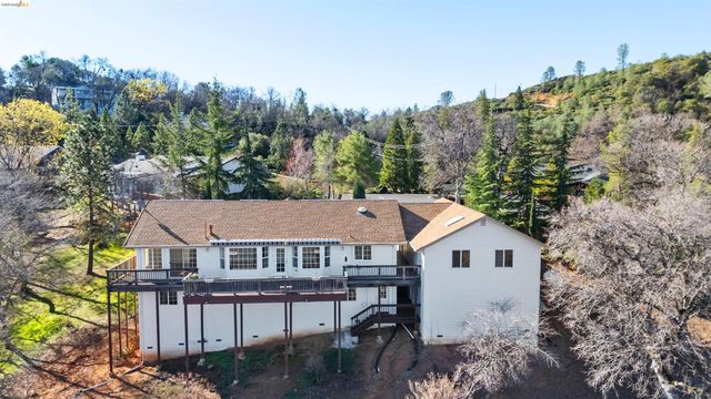 15830 Ridgefield Court, Sonora, CA 95370