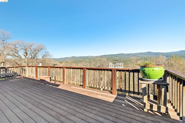 15830 Ridgefield Court, Sonora, CA 95370