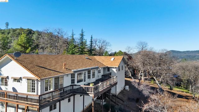 15830 Ridgefield Court, Sonora, CA 95370