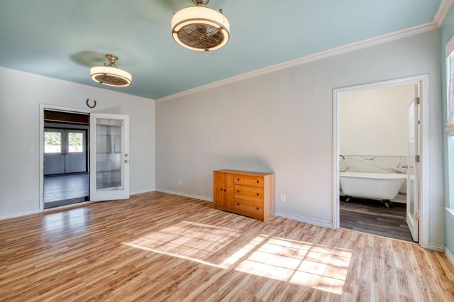 1409 Burns BLVD, Taylor, TX 76574