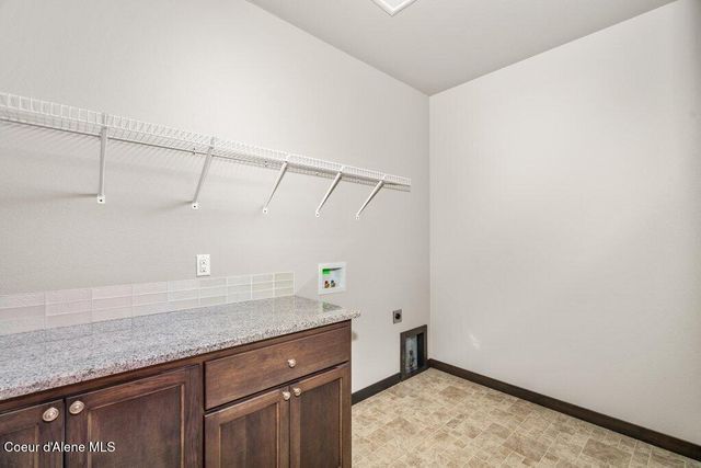 3169 N Kiernan Dr, Post Falls, ID 83854