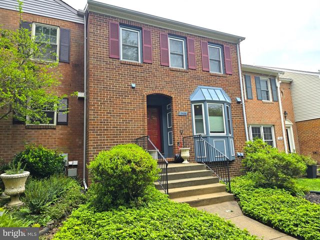7526 HEATHERTON LN, Potomac, MD 20854