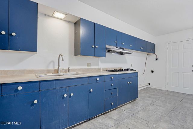 2901 Harrison Avenue, El Paso, TX 79930